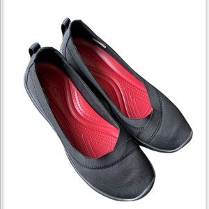 Crocs Women’s Black Fabric loafer flats shoes comfort ballet